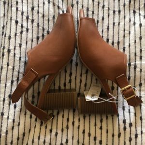 Brown Wedges